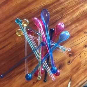 Fifteen plastic stir sticks